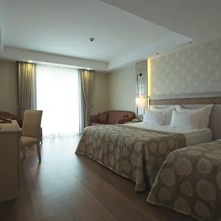 Gural Premier منتجع