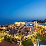 Курортный комплекс Gural Premier